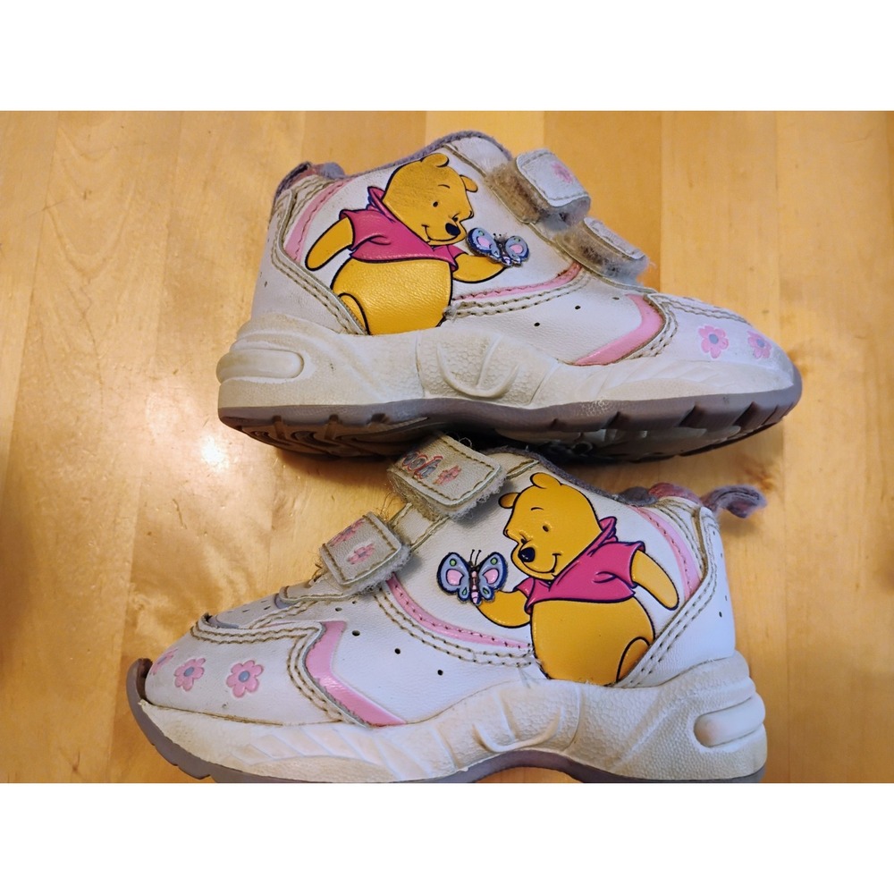 Vtg Y2K Disney Winnie the Pooh Girls Shoes Size 4 Buster Brown Butterfly Flowers